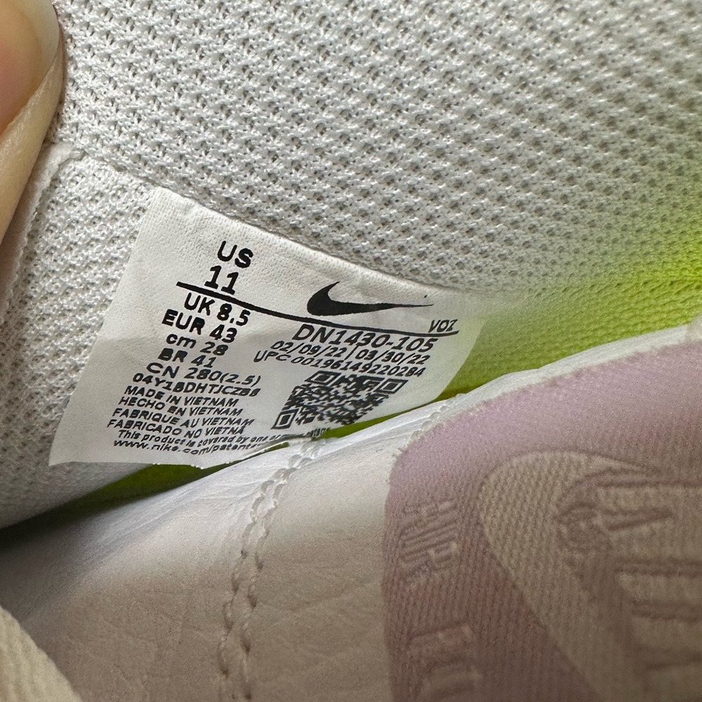 NIKE Lavender Air Force 1 - Picture 6 of 10